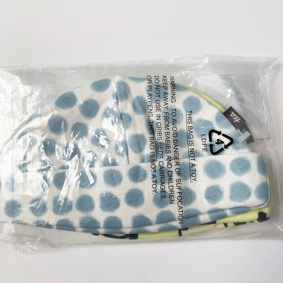 NWT Tea Collection Baby hats set 0-3 months - Picture 2 of 3